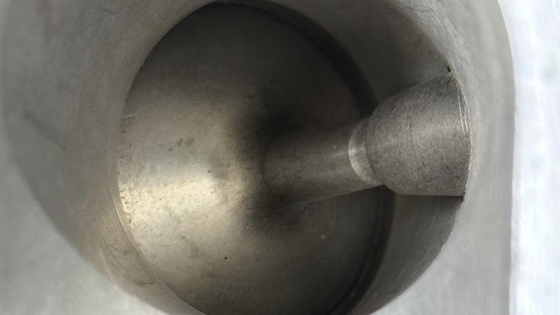 Engine carbon removal